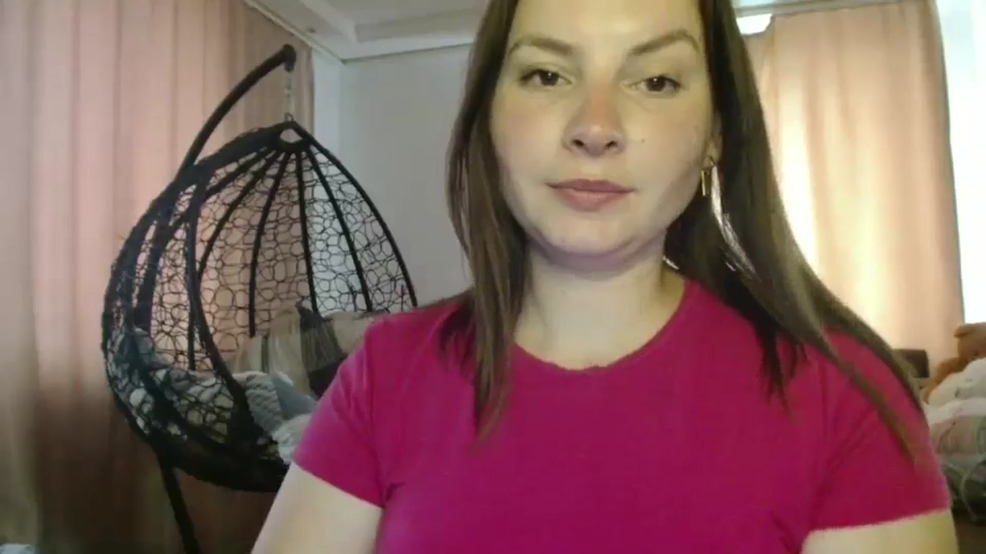 Gallery image thumbnail from MisssLove_is's myfreecams stream on, 07/27/2025, 12:51 image 15 of 20