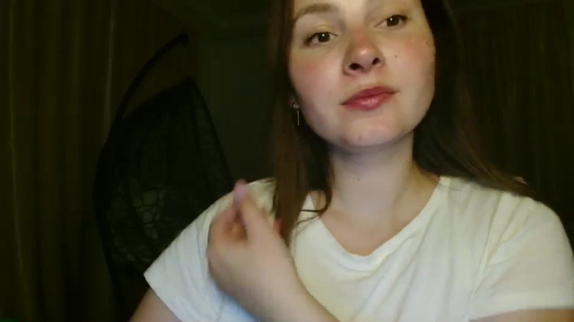 Gallery image thumbnail from MisssLove_is's myfreecams stream on, 07/31/2025, 18:53 image 15 of 20