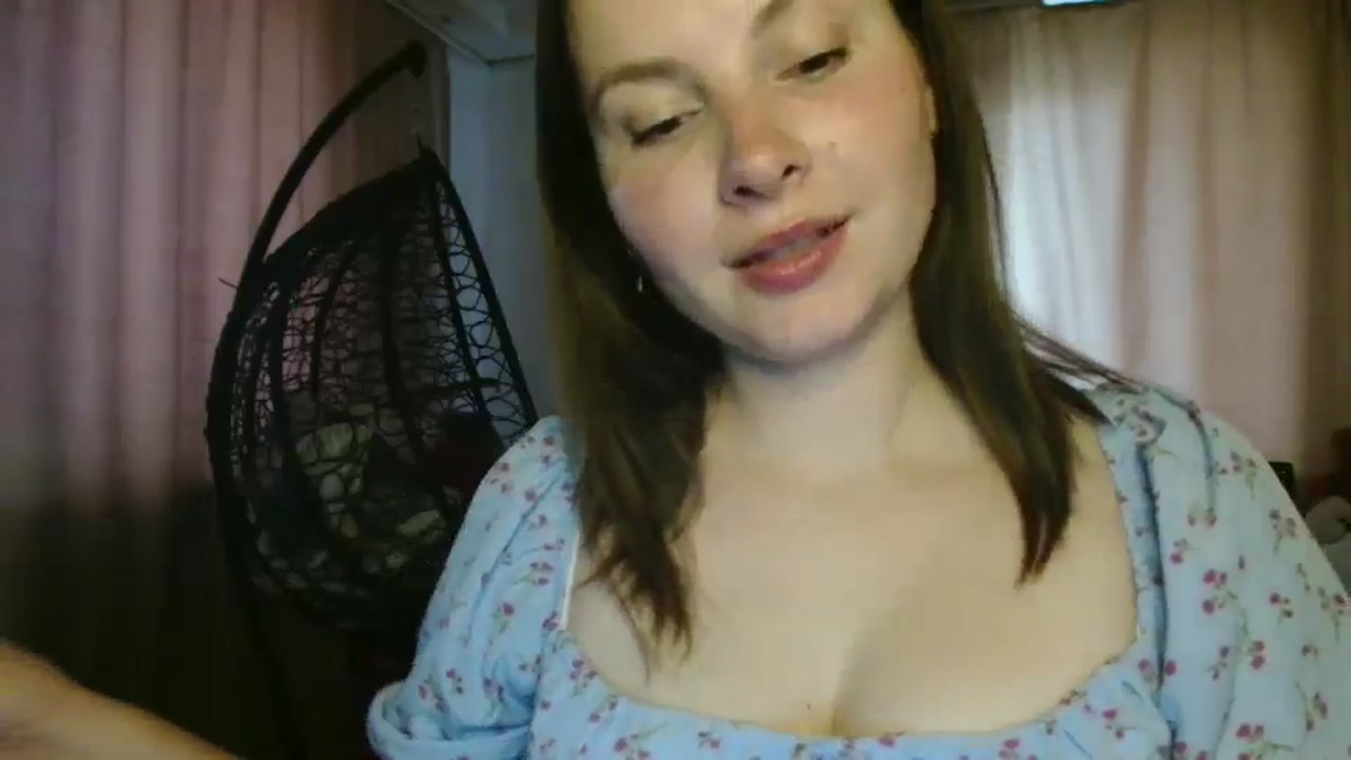 Gallery image thumbnail from MisssLove_is's myfreecams stream on, 08/01/2025, 17:13 image 10 of 20