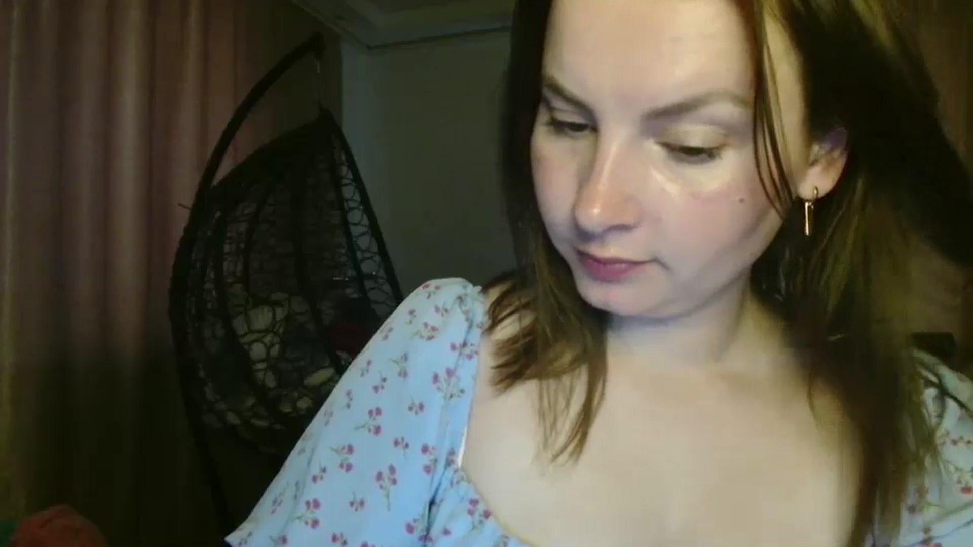 Gallery image thumbnail from MisssLove_is's myfreecams stream on, 08/01/2025, 18:01 image 6 of 20