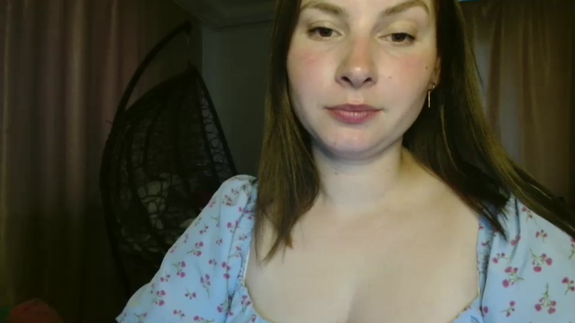 Gallery image thumbnail from MisssLove_is's myfreecams stream on, 08/01/2025, 18:01 image 11 of 20