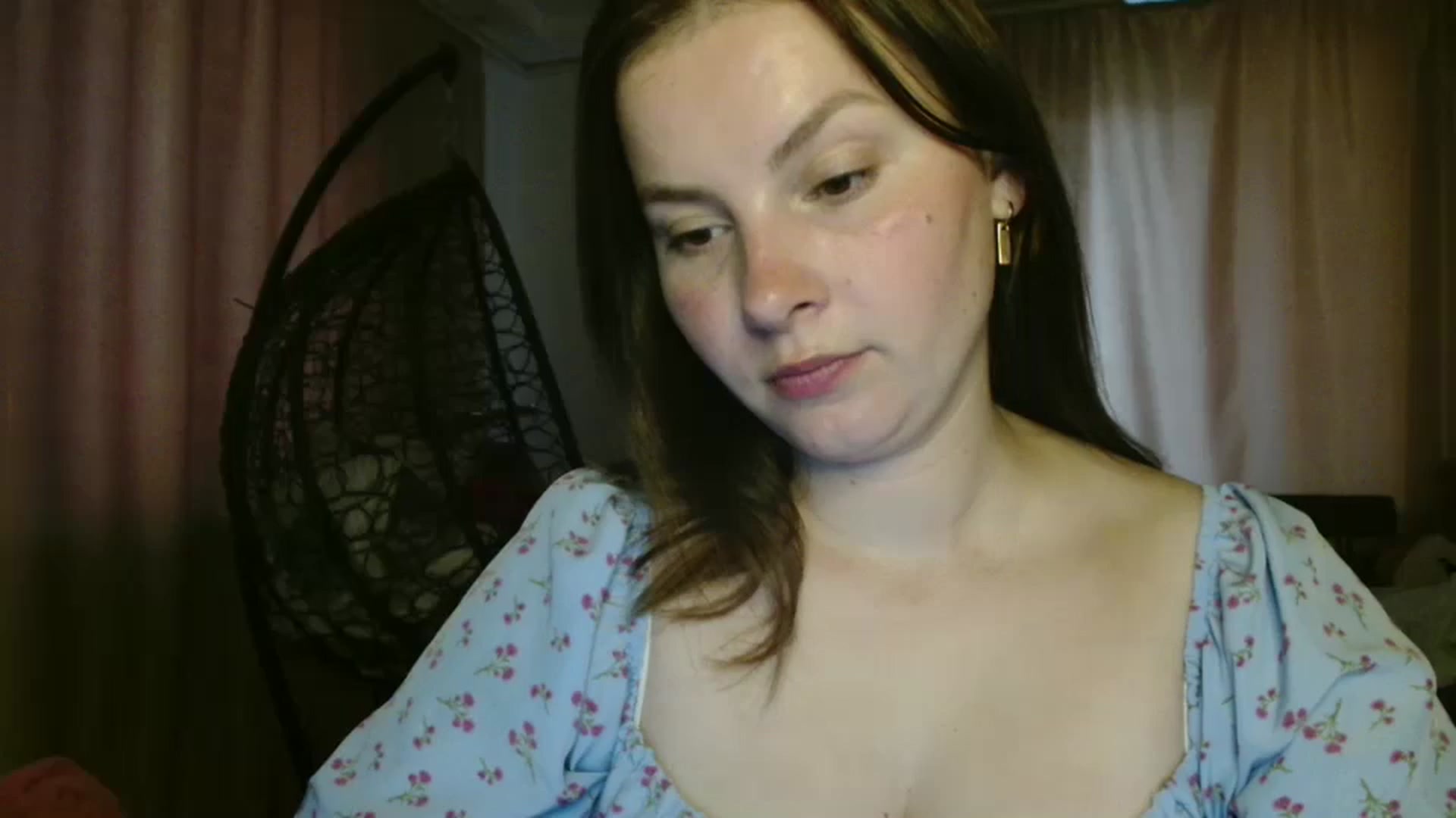 Gallery image thumbnail from MisssLove_is's myfreecams stream on, 08/01/2025, 18:01 image 1 of 20