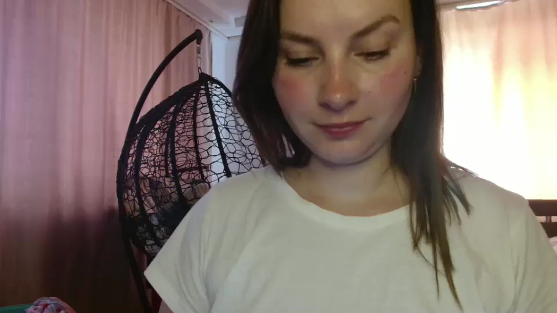 Gallery image thumbnail from MisssLove_is's myfreecams stream on, 08/02/2025, 10:52 image 13 of 20