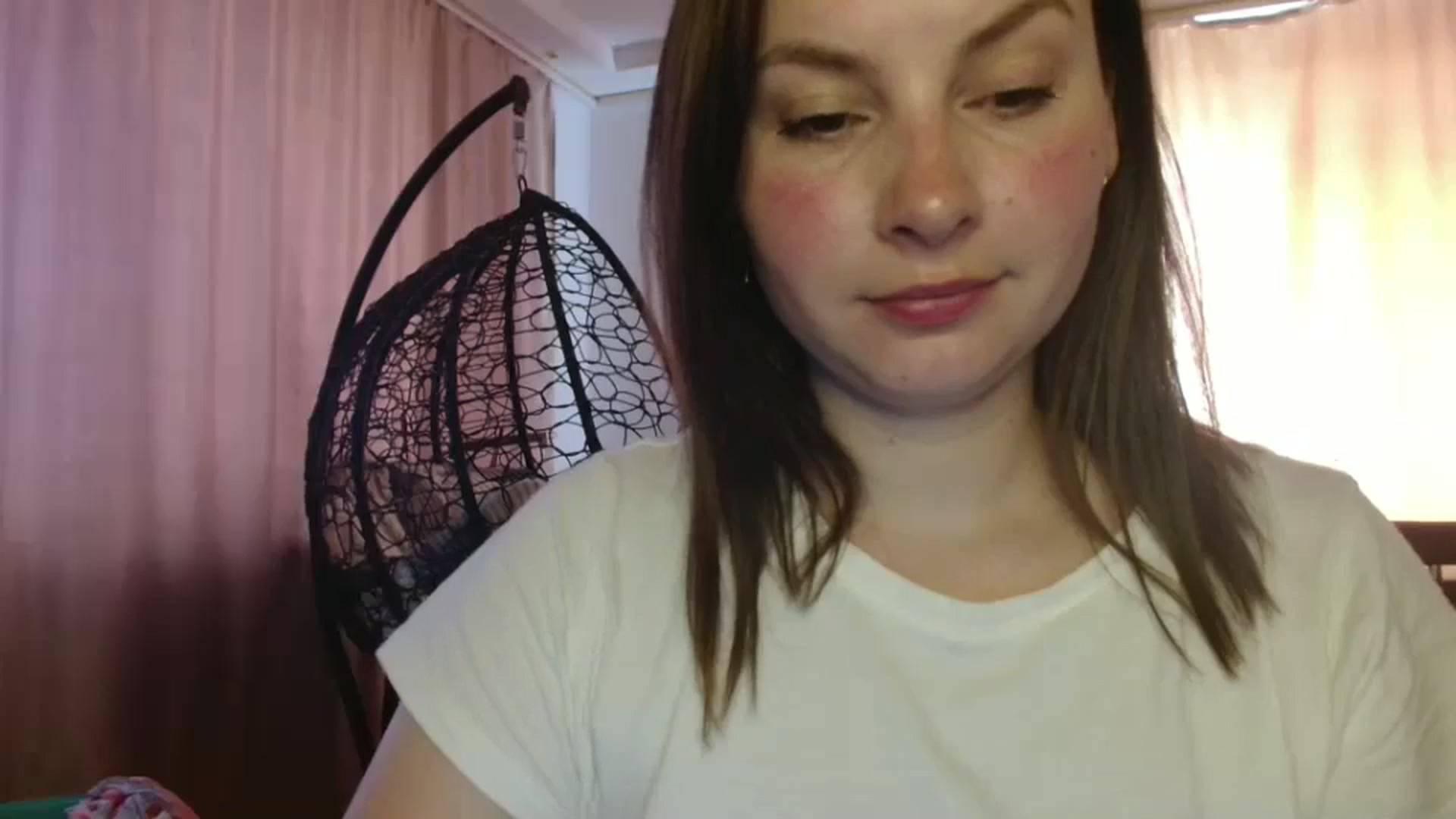 Gallery image thumbnail from MisssLove_is's myfreecams stream on, 08/02/2025, 10:52 image 7 of 20