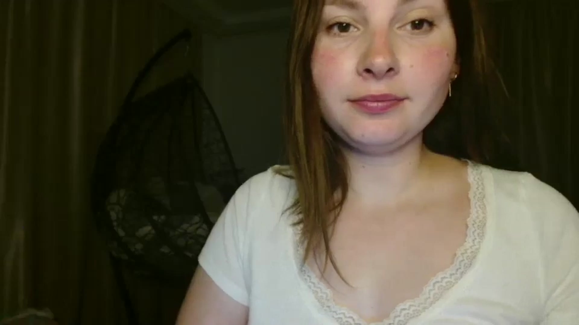 Gallery image thumbnail from MisssLove_is's myfreecams stream on, 08/04/2025, 18:46 image 13 of 20