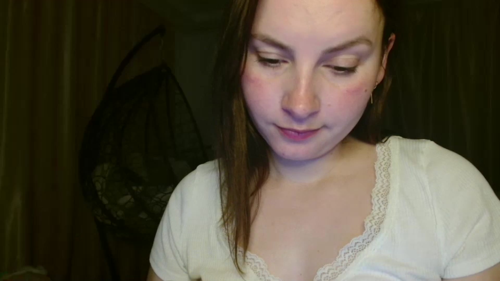 Gallery image thumbnail from MisssLove_is's myfreecams stream on, 08/04/2025, 18:46 image 9 of 20