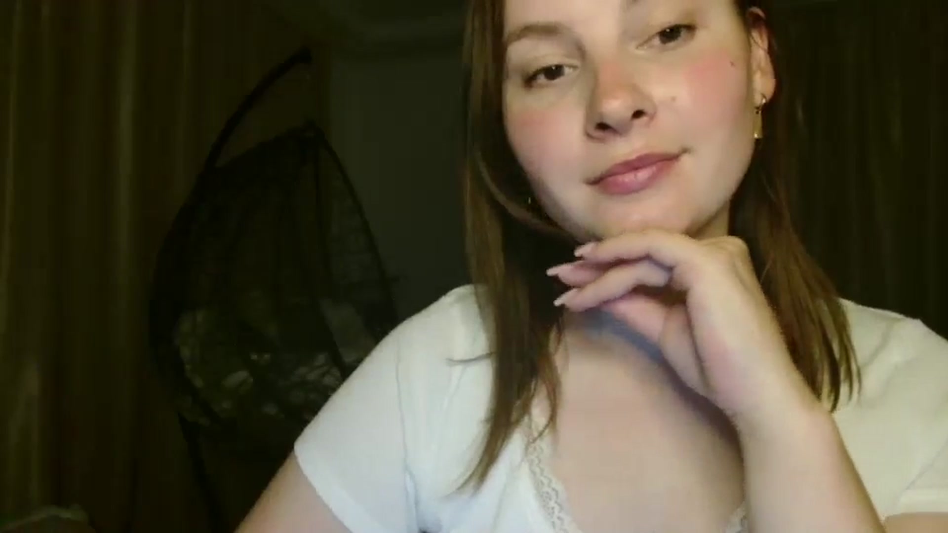 Gallery image thumbnail from MisssLove_is's myfreecams stream on, 08/04/2025, 18:46 image 17 of 20