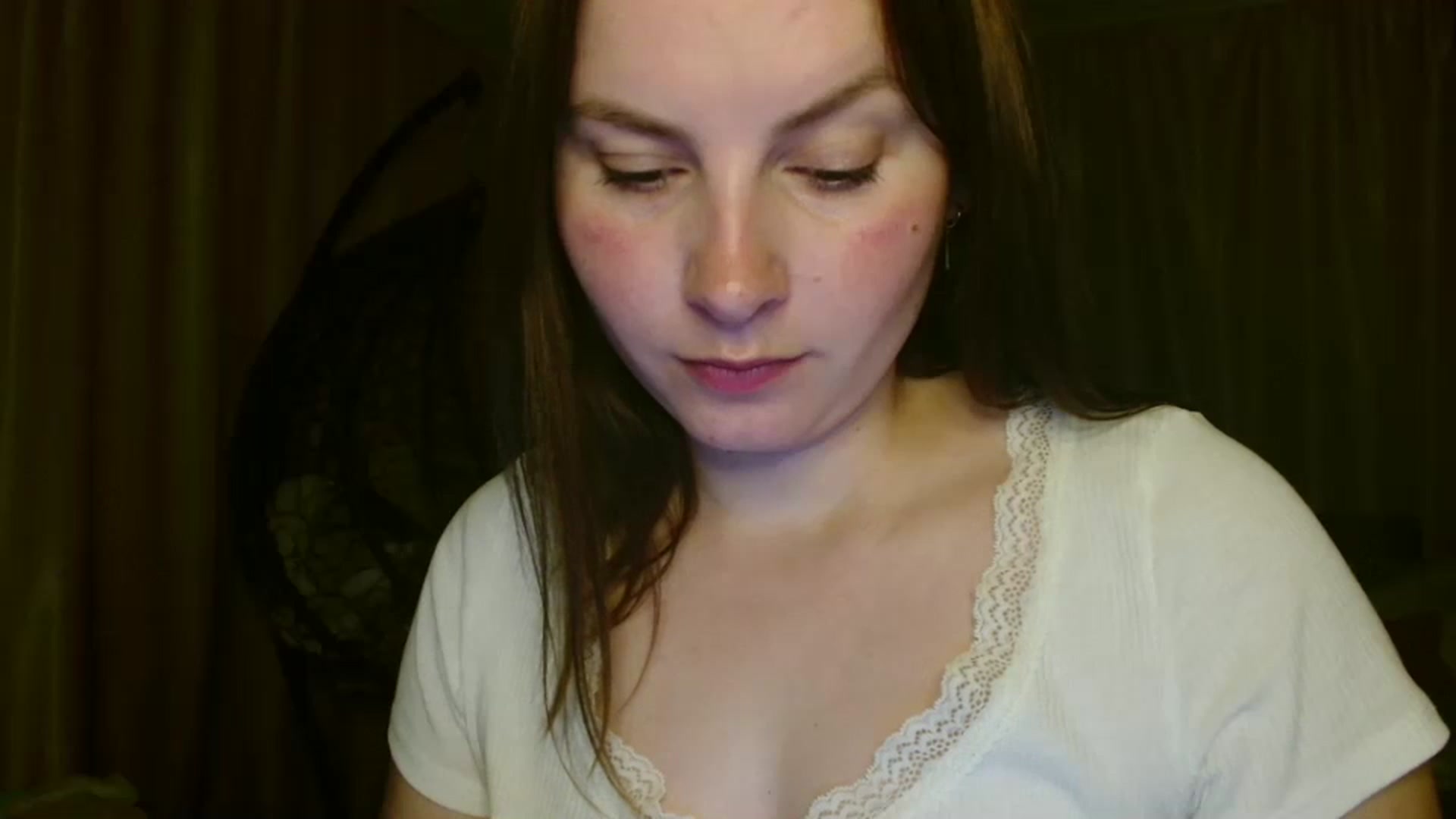 Gallery image thumbnail from MisssLove_is's myfreecams stream on, 08/04/2025, 18:46 image 12 of 20