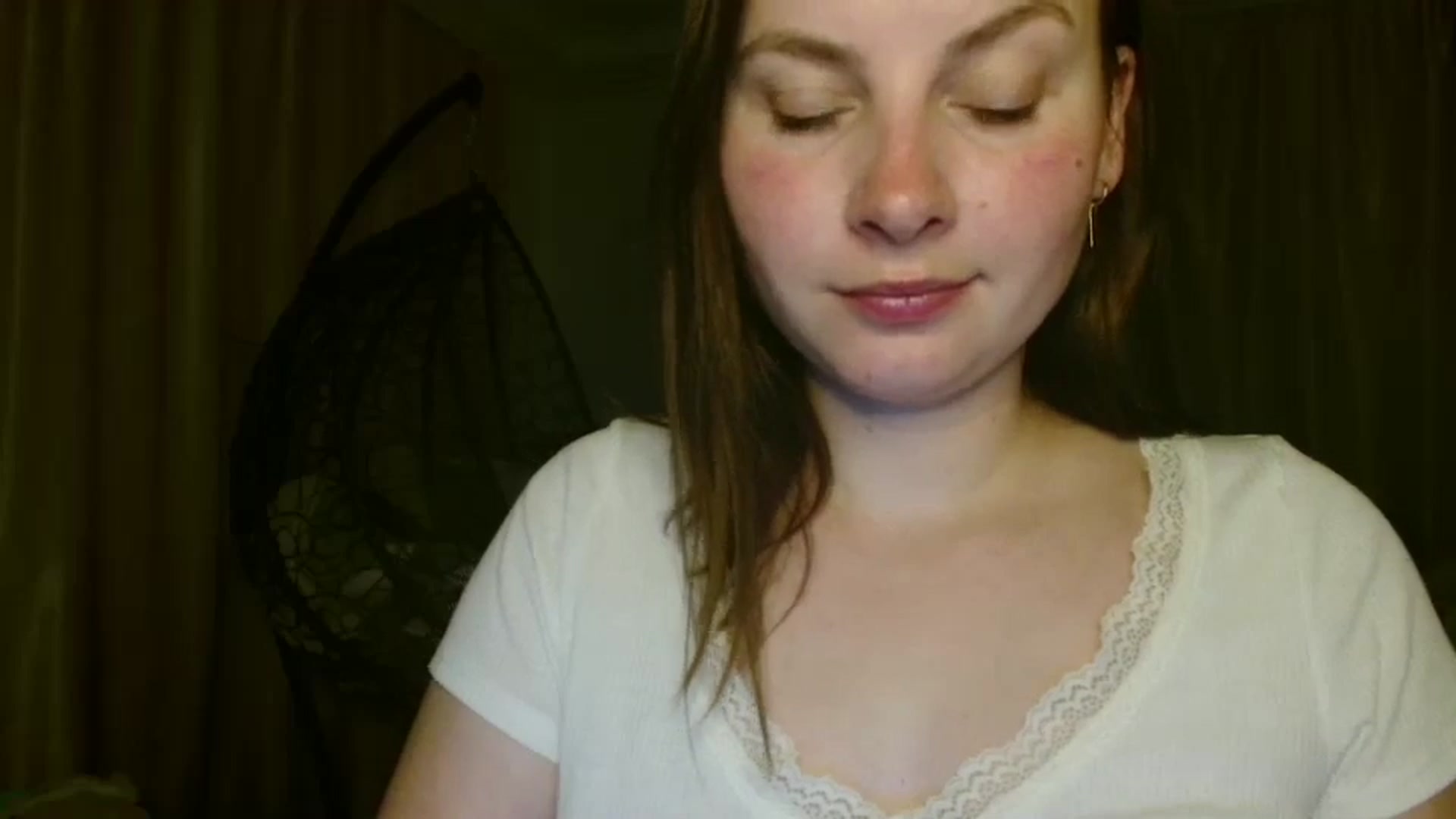 Gallery image thumbnail from MisssLove_is's myfreecams stream on, 08/04/2025, 18:46 image 10 of 20