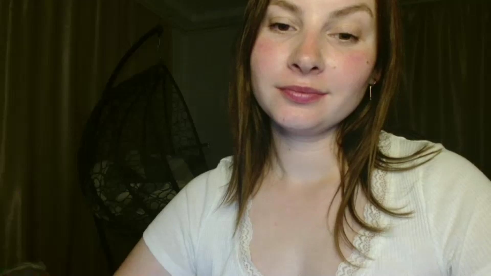 Gallery image thumbnail from MisssLove_is's myfreecams stream on, 08/04/2025, 18:46 image 19 of 20
