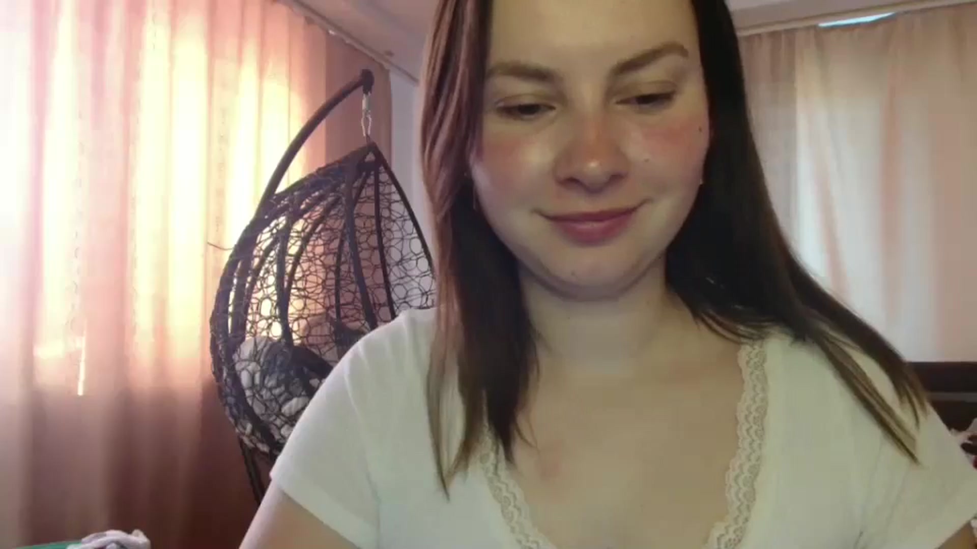 Gallery image thumbnail from MisssLove_is's myfreecams stream on, 08/05/2025, 05:48 image 4 of 20