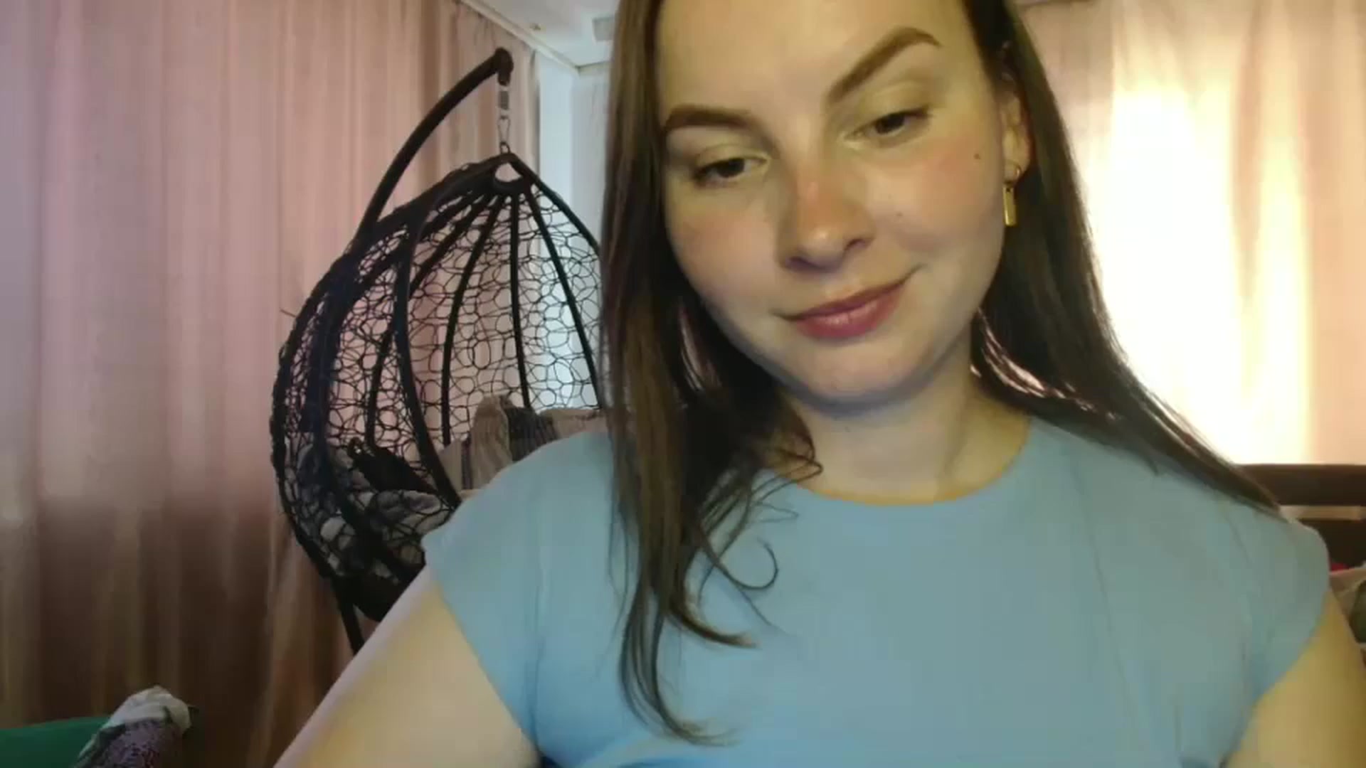 Gallery image thumbnail from MisssLove_is's myfreecams stream on, 08/07/2025, 14:47 image 18 of 20