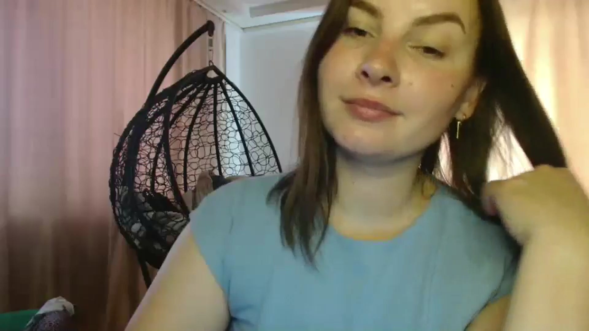 Gallery image thumbnail from MisssLove_is's myfreecams stream on, 08/07/2025, 14:47 image 4 of 20
