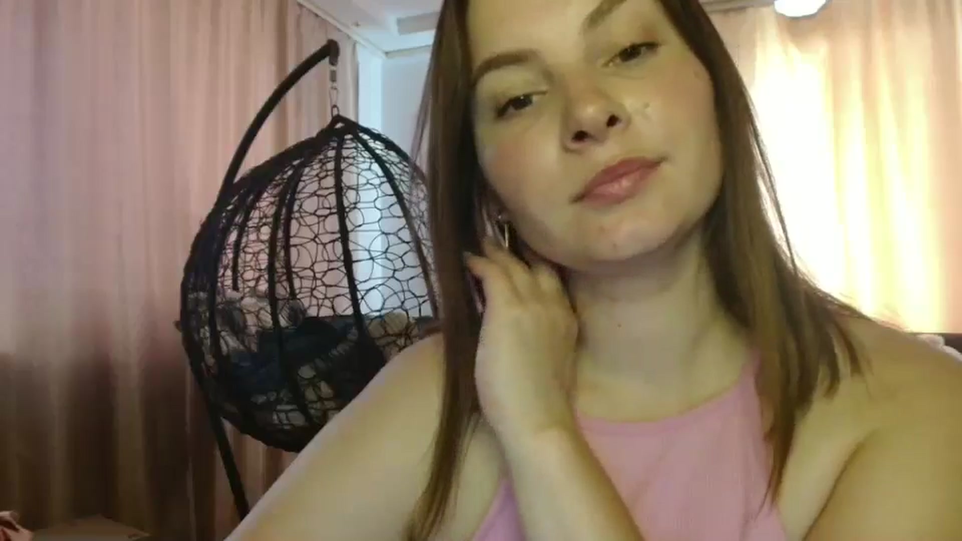 Gallery image thumbnail from MisssLove_is's myfreecams stream on, 08/11/2025, 13:32 image 14 of 20