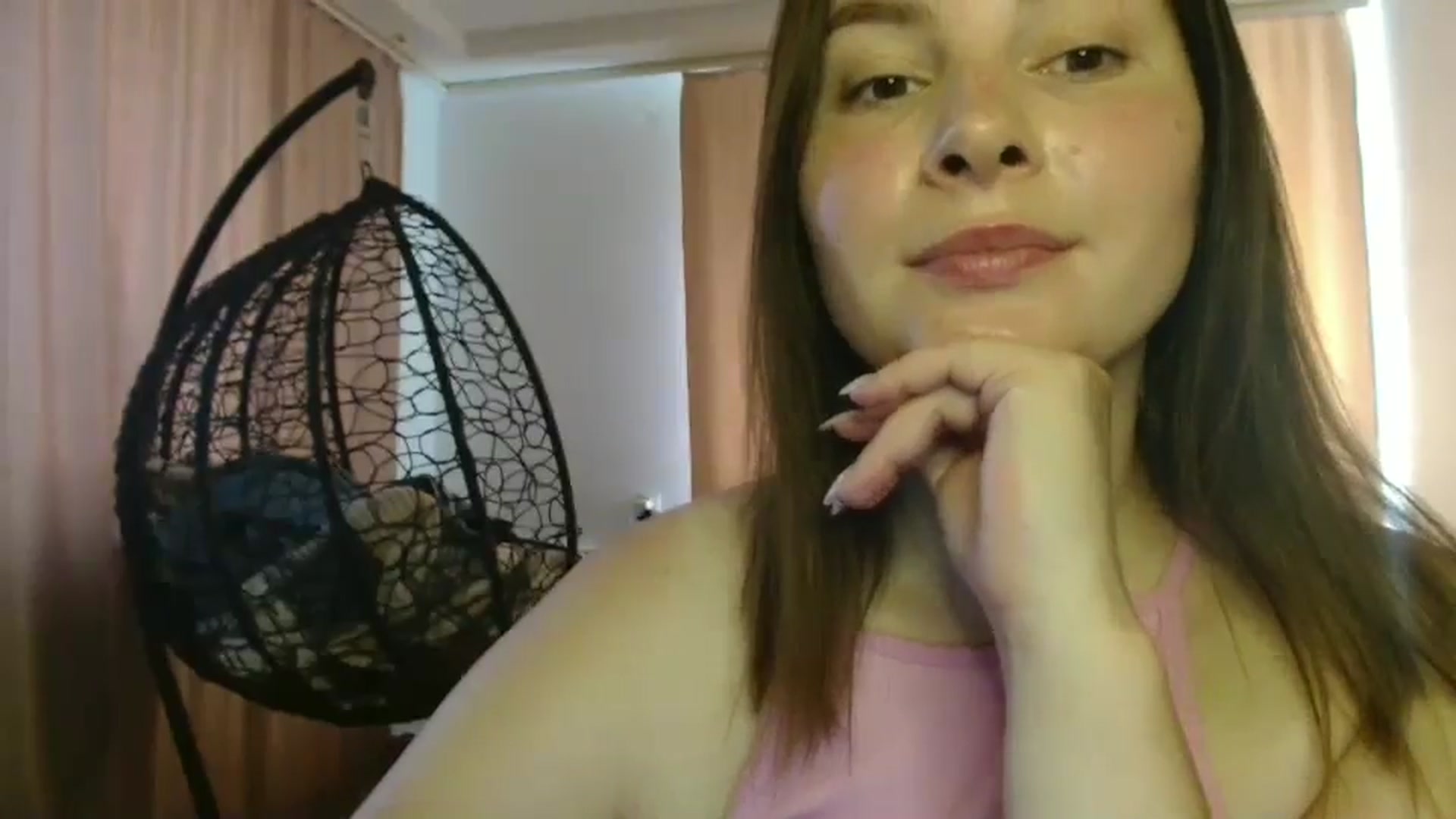 Gallery image thumbnail from MisssLove_is's myfreecams stream on, 08/12/2025, 10:01 image 10 of 20