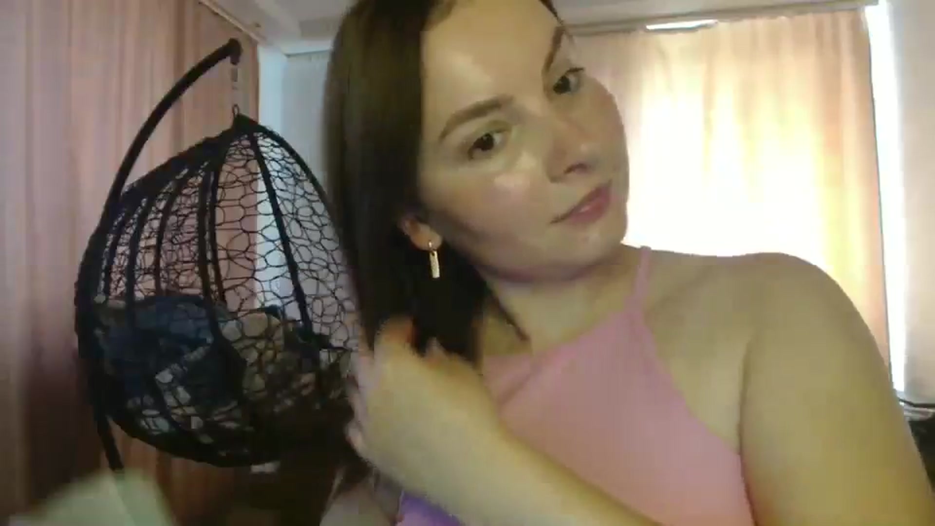 Gallery image thumbnail from MisssLove_is's myfreecams stream on, 08/12/2025, 10:01 image 3 of 20