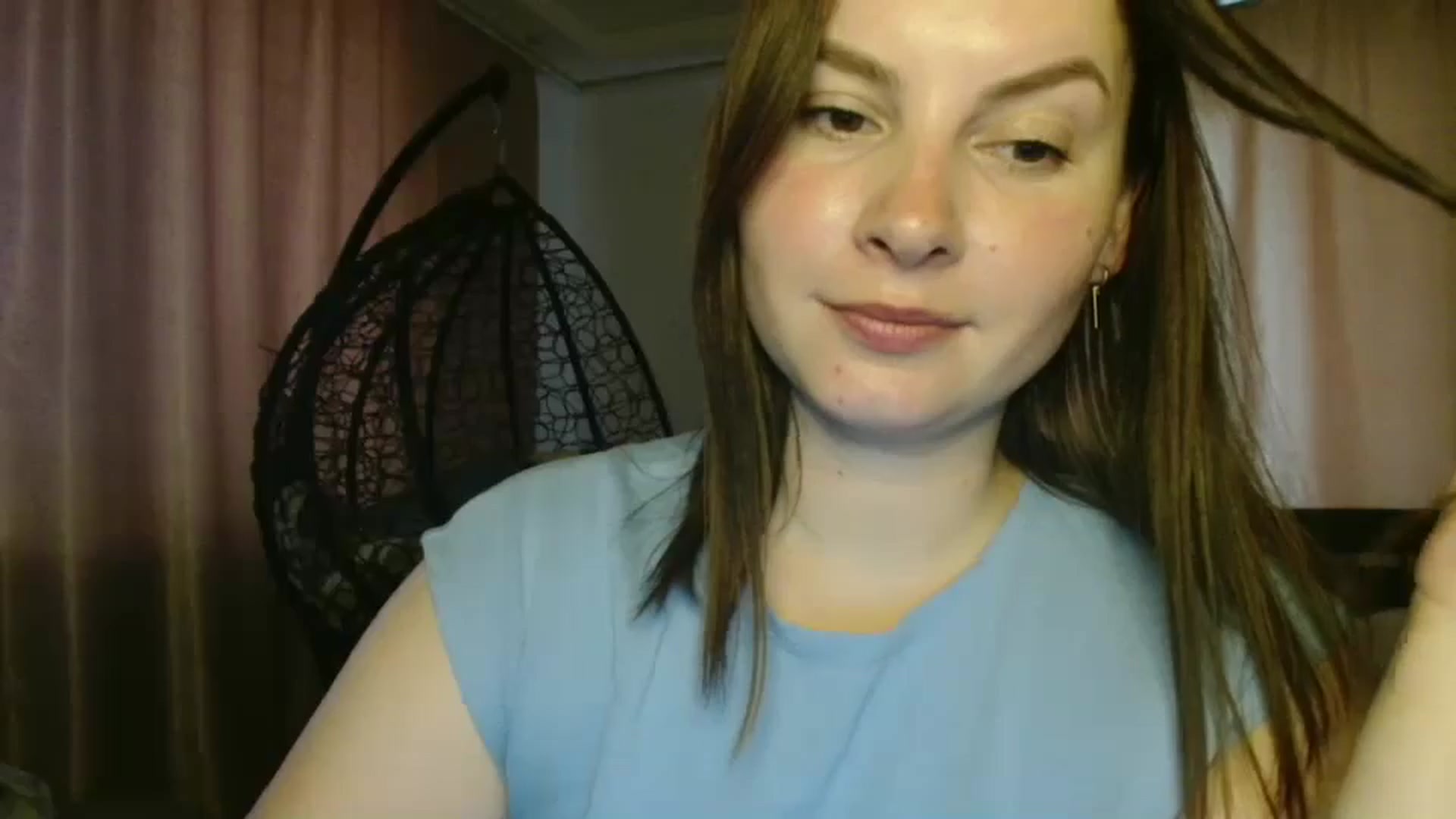 Gallery image thumbnail from MisssLove_is's myfreecams stream on, 08/12/2025, 17:22 image 16 of 20