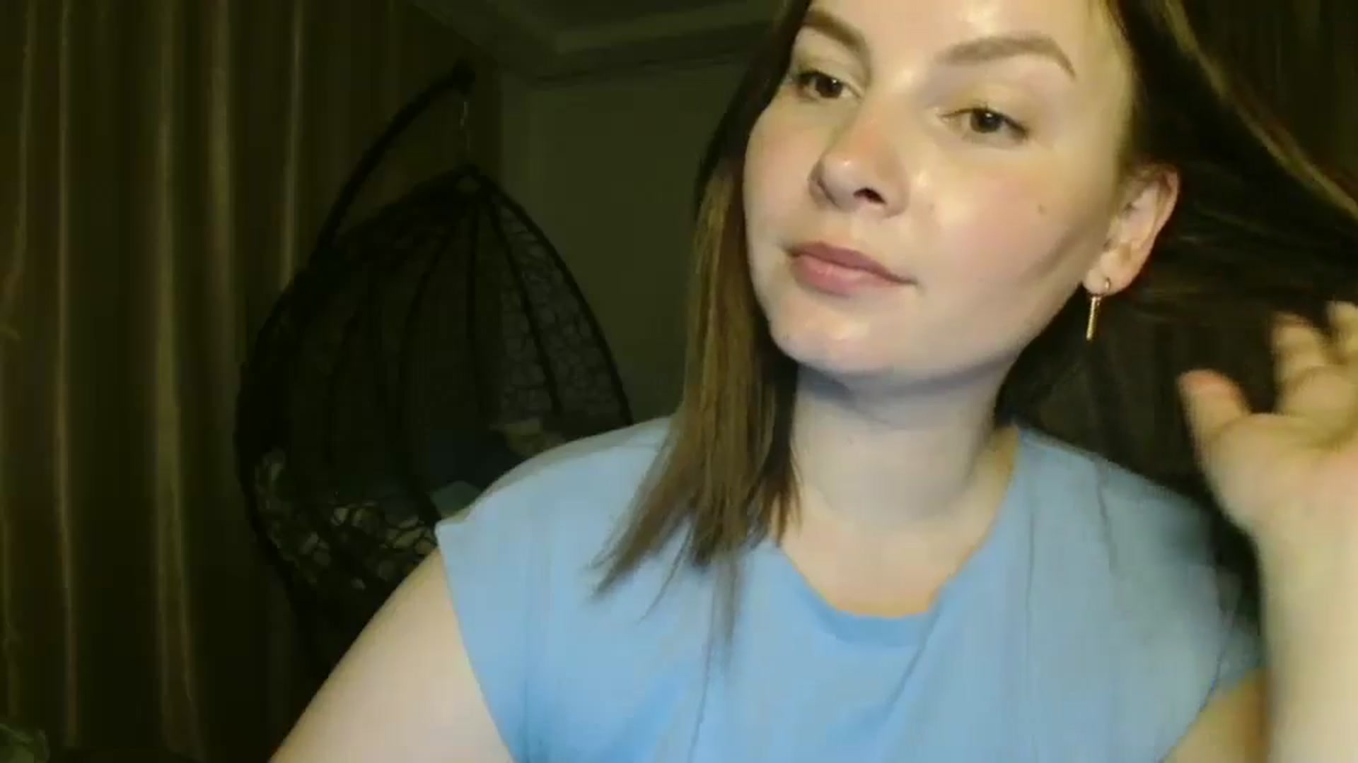 Gallery image thumbnail from MisssLove_is's myfreecams stream on, 08/12/2025, 18:12 image 3 of 20