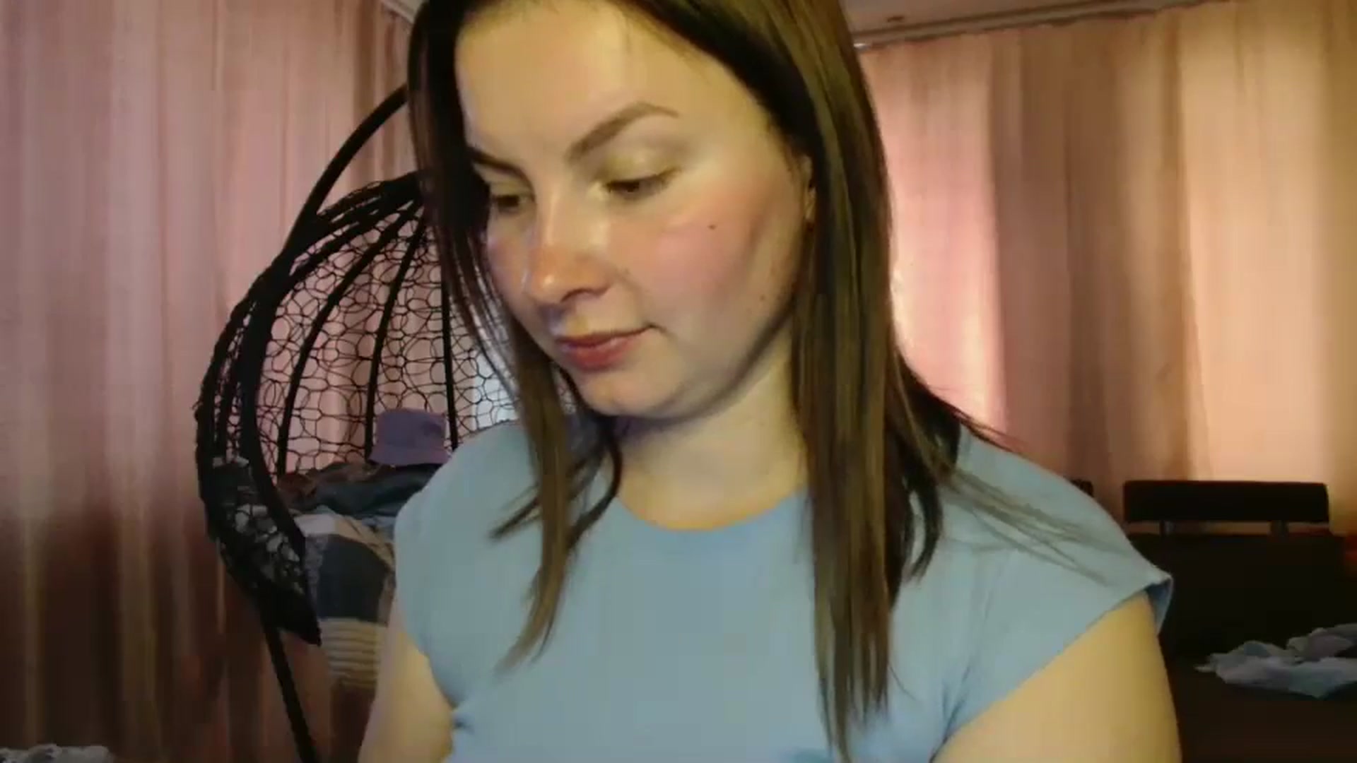 Gallery image thumbnail from MisssLove_is's myfreecams stream on, 08/16/2025, 14:34 image 19 of 20