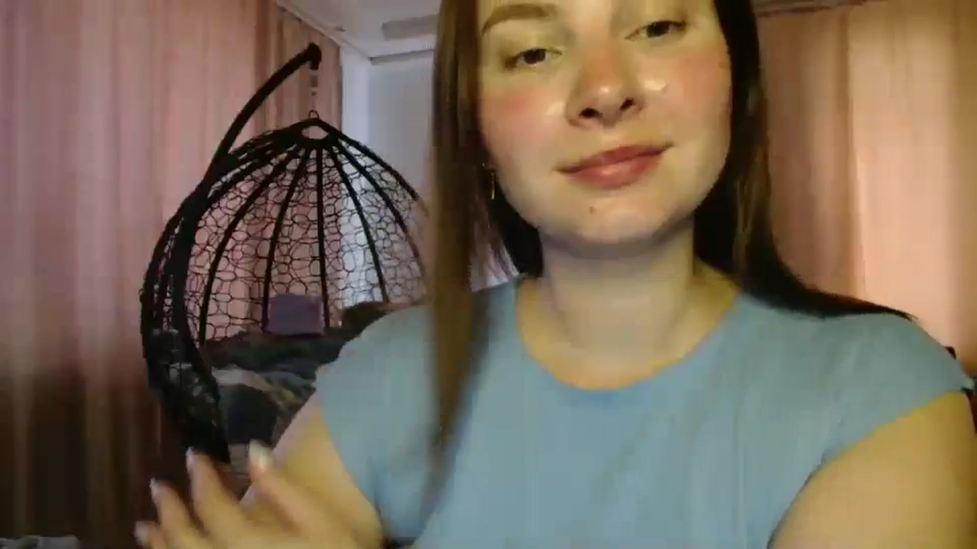 Gallery image thumbnail from MisssLove_is's myfreecams stream on, 08/16/2025, 14:34 image 16 of 20