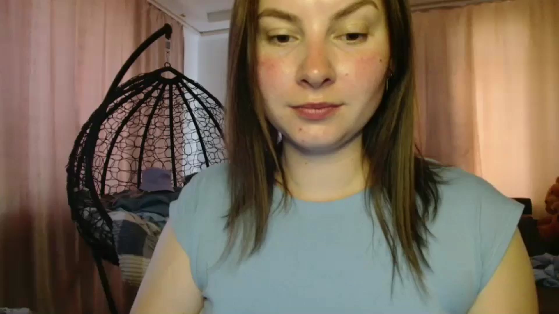 Gallery image thumbnail from MisssLove_is's myfreecams stream on, 08/16/2025, 14:34 image 9 of 20