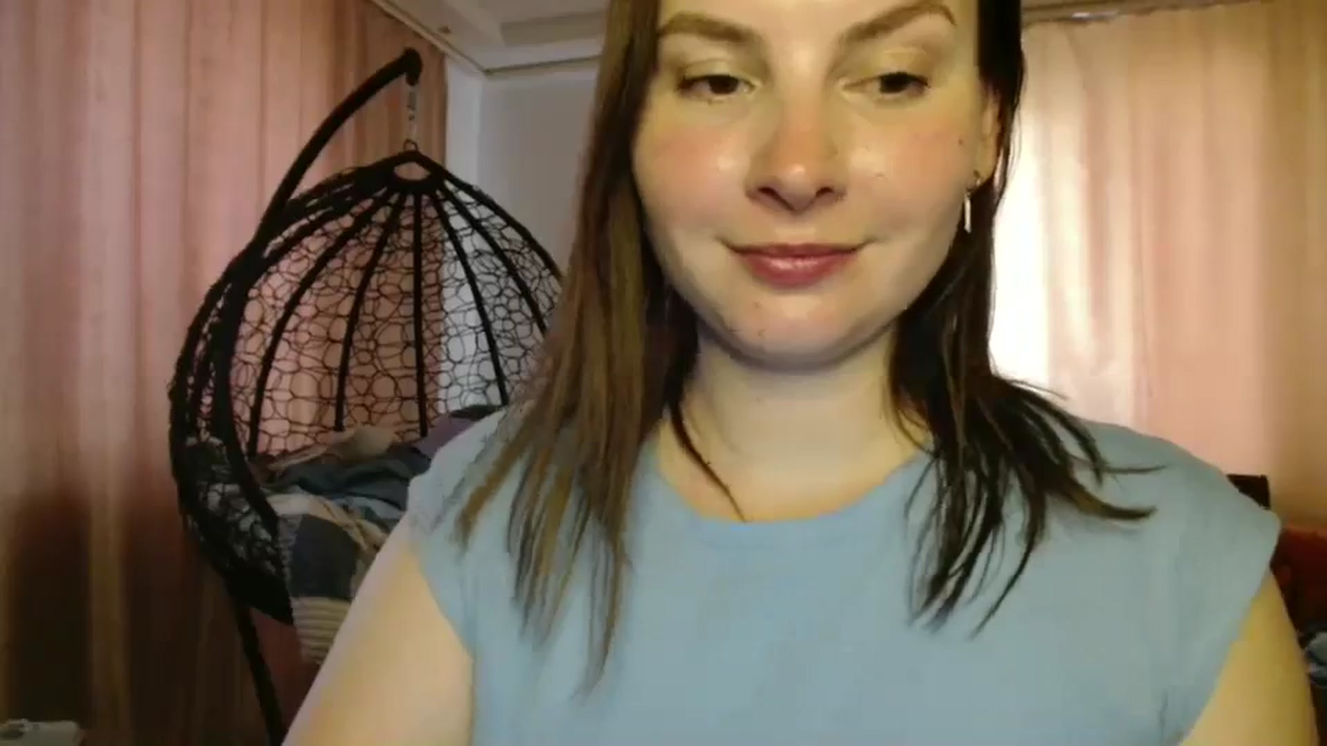 Gallery image thumbnail from MisssLove_is's myfreecams stream on, 08/17/2025, 15:56 image 9 of 20