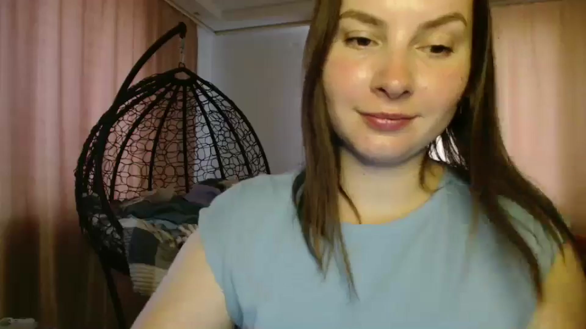 Gallery image thumbnail from MisssLove_is's myfreecams stream on, 08/17/2025, 15:56 image 3 of 20