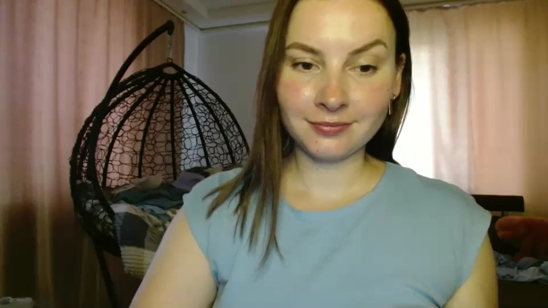 Gallery image thumbnail from MisssLove_is's myfreecams stream on, 08/17/2025, 15:56 image 13 of 20