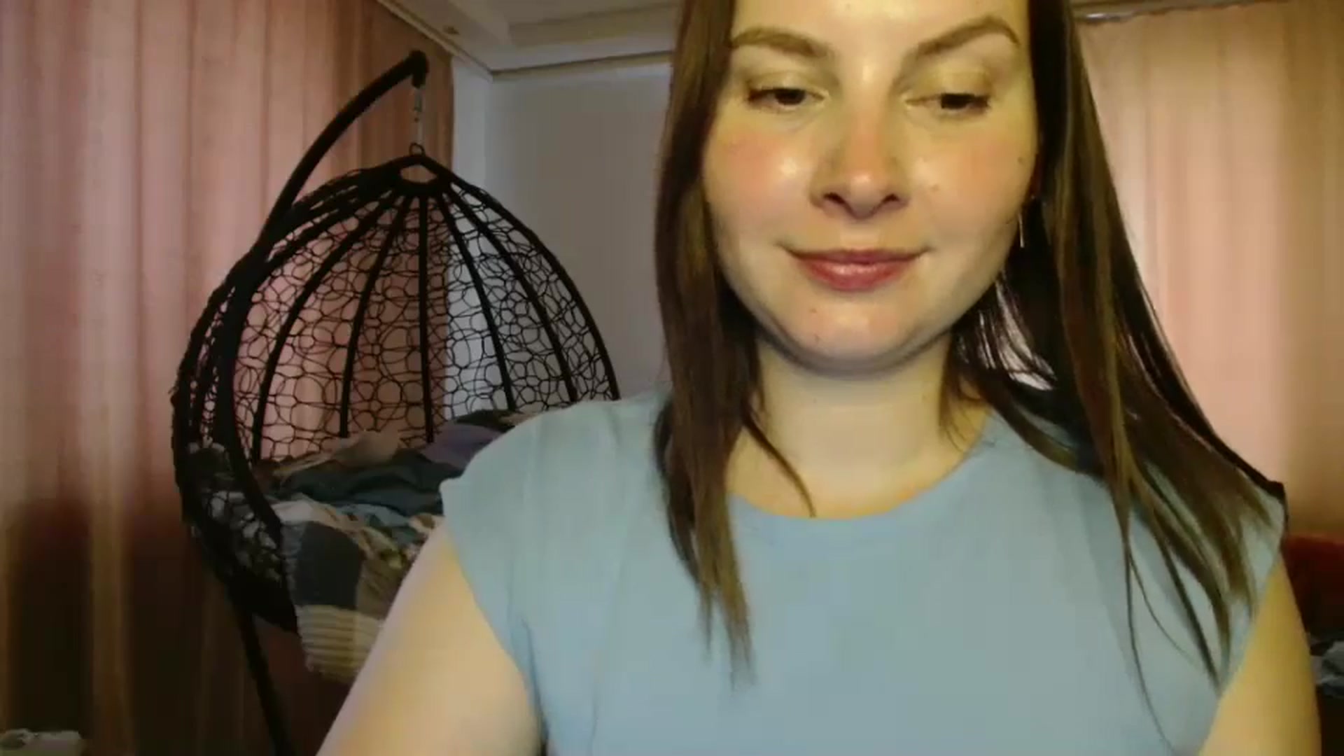 Gallery image thumbnail from MisssLove_is's myfreecams stream on, 08/17/2025, 15:56 image 4 of 20