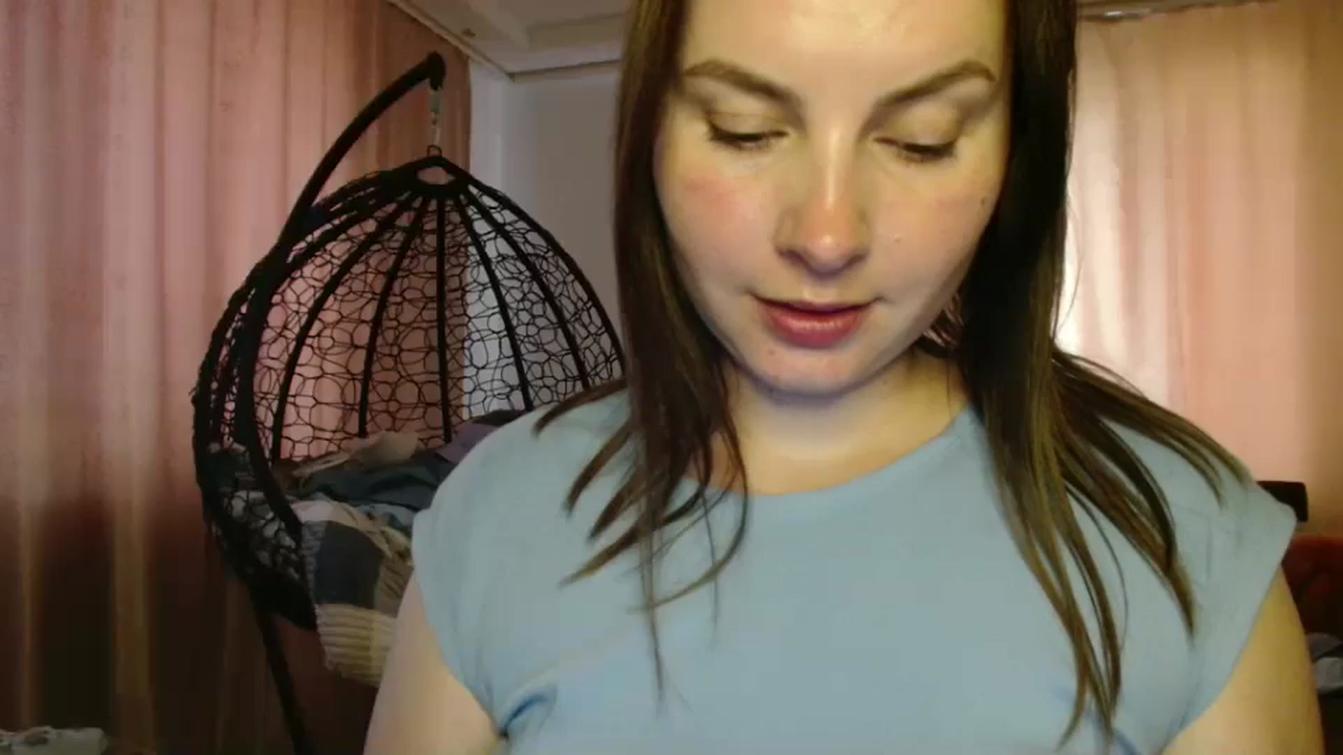 Gallery image thumbnail from MisssLove_is's myfreecams stream on, 08/17/2025, 15:56 image 19 of 20