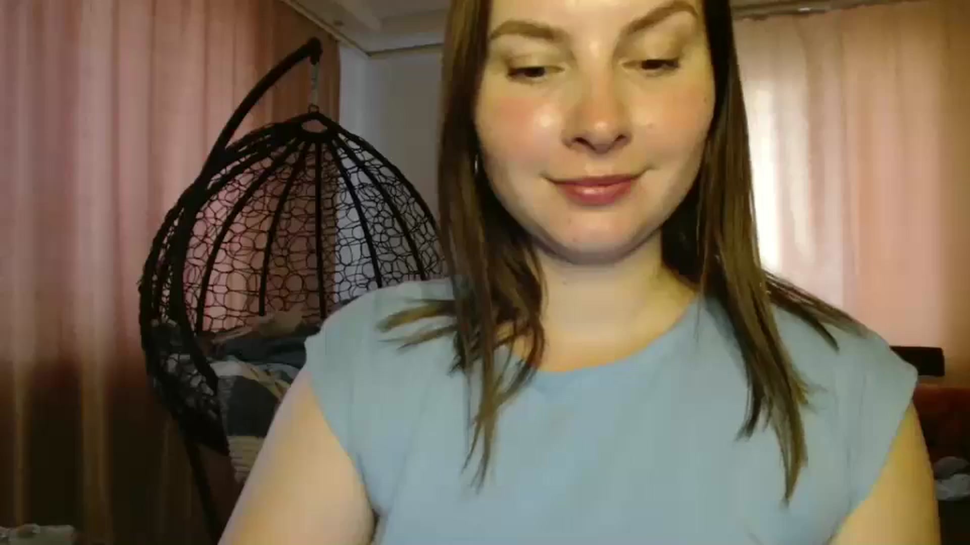 Gallery image thumbnail from MisssLove_is's myfreecams stream on, 08/17/2025, 15:56 image 14 of 20