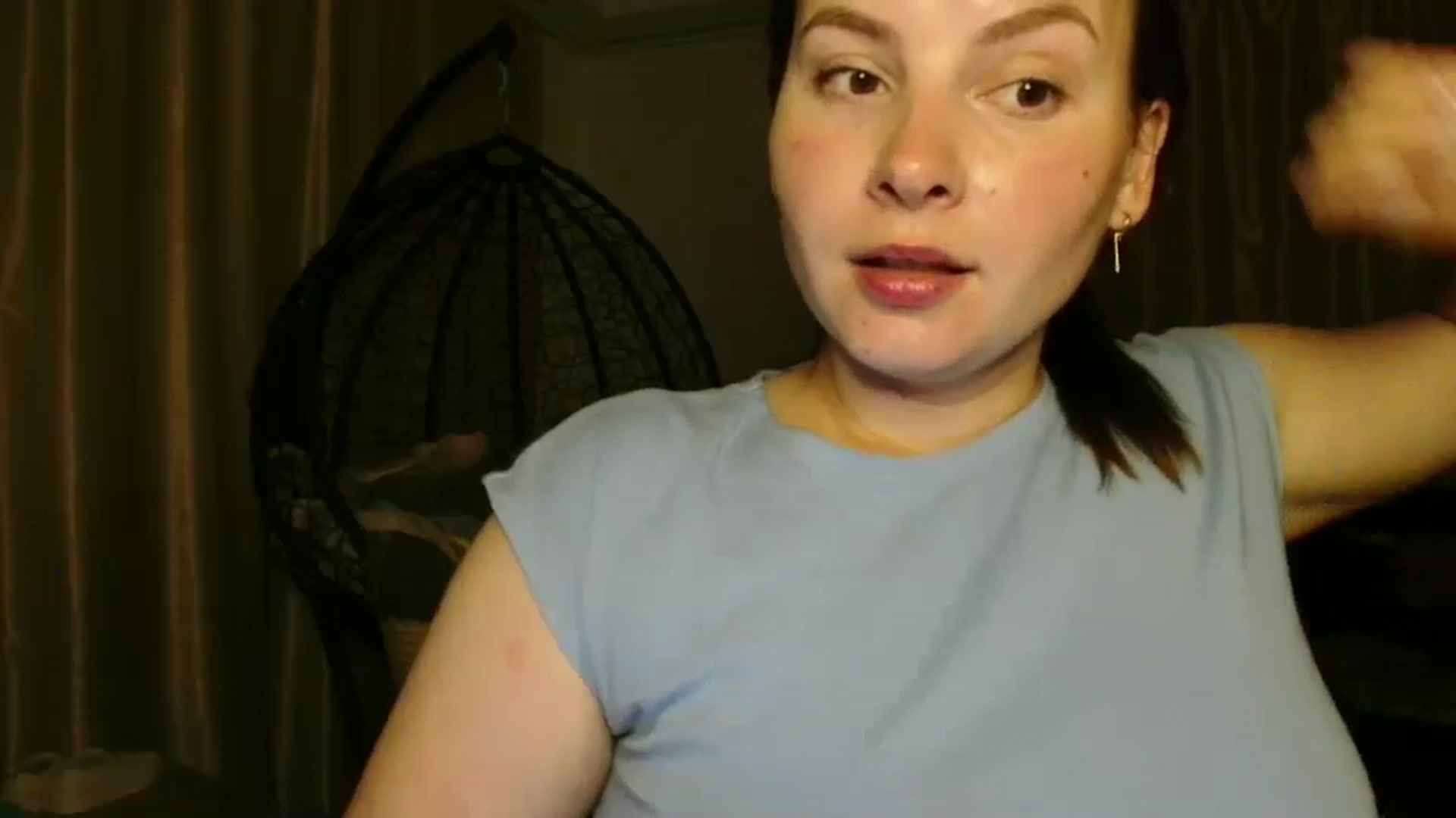 Gallery image thumbnail from MisssLove_is's myfreecams stream on, 08/17/2025, 19:10 image 9 of 20