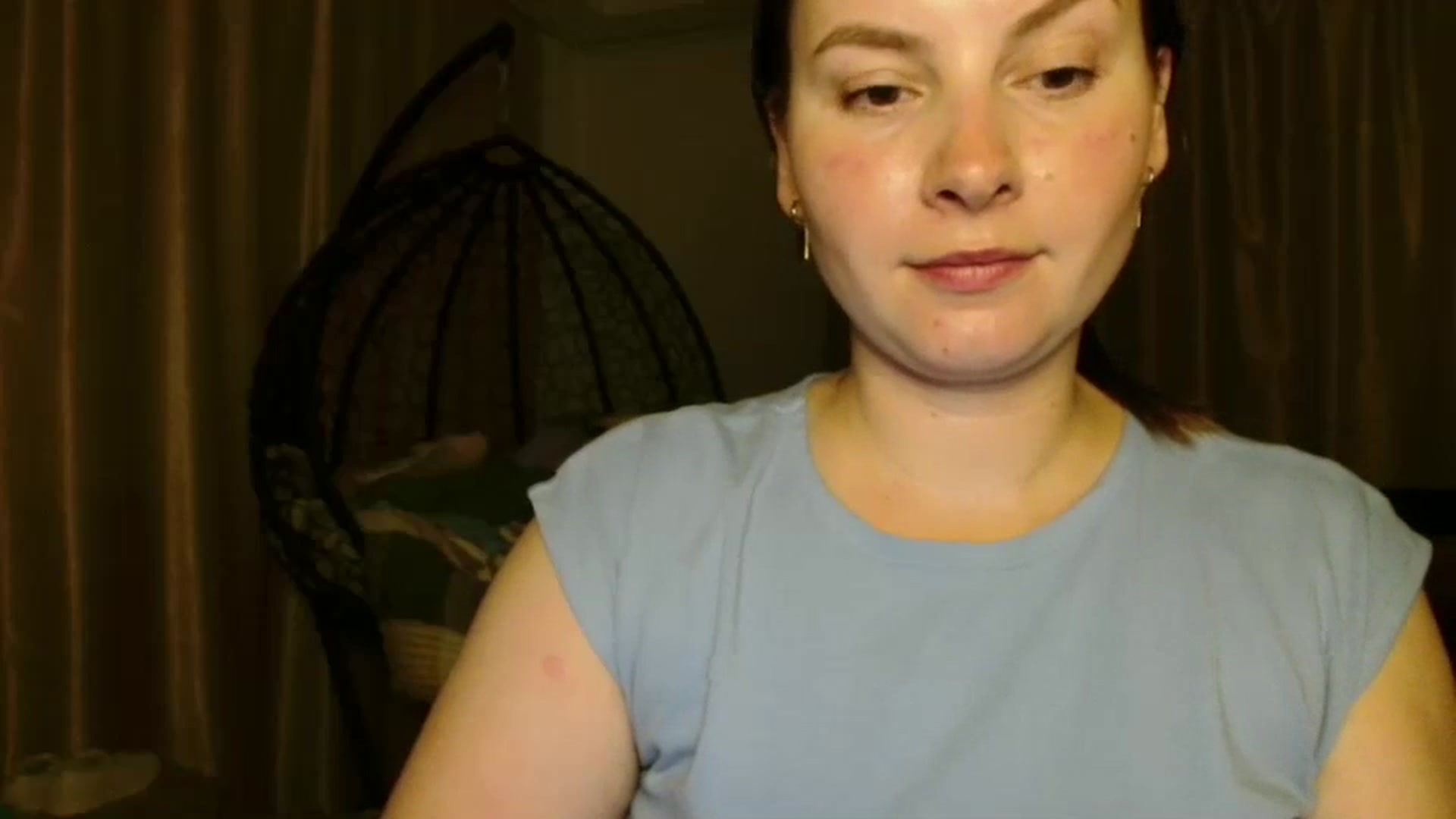 Gallery image thumbnail from MisssLove_is's myfreecams stream on, 08/17/2025, 19:10 image 7 of 20