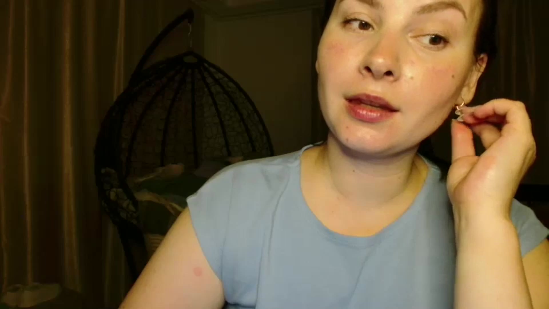 Gallery image thumbnail from MisssLove_is's myfreecams stream on, 08/17/2025, 19:10 image 11 of 20
