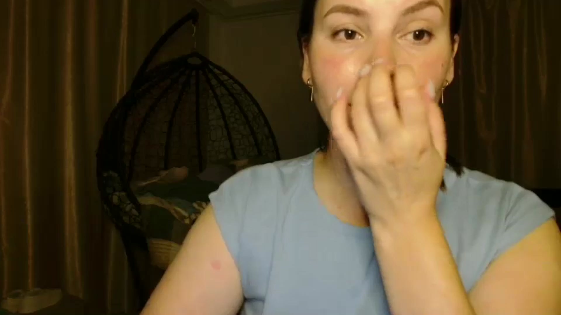 Gallery image thumbnail from MisssLove_is's myfreecams stream on, 08/17/2025, 19:10 image 18 of 20