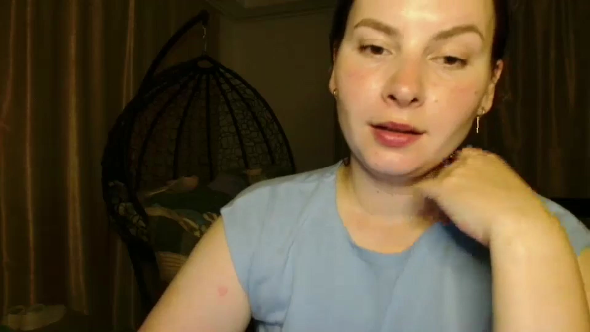 Gallery image thumbnail from MisssLove_is's myfreecams stream on, 08/17/2025, 19:10 image 16 of 20