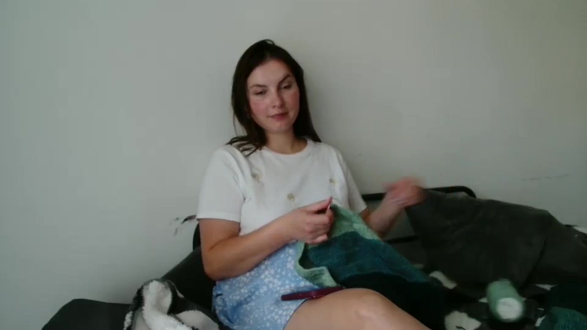 Gallery image thumbnail from MisssLove_is's myfreecams stream on, 09/04/2025, 17:13 image 12 of 20