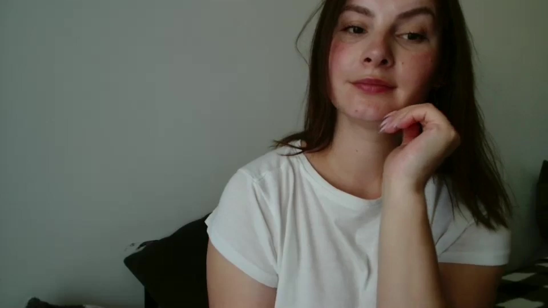Gallery image thumbnail from MisssLove_is's myfreecams stream on, 09/05/2025, 18:02 image 3 of 20