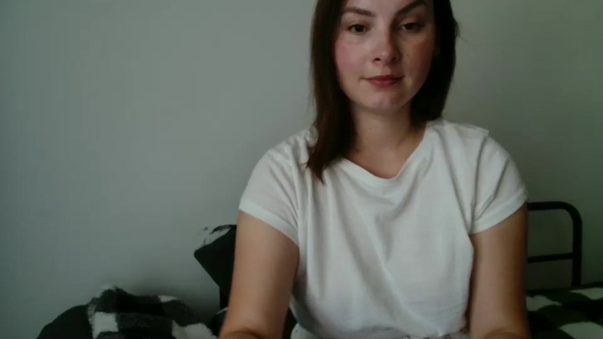 Gallery image thumbnail from MisssLove_is's myfreecams stream on, 09/05/2025, 18:02 image 7 of 20