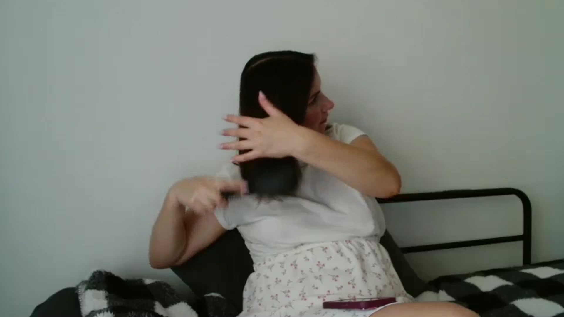 Gallery image thumbnail from MisssLove_is's myfreecams stream on, 09/05/2025, 18:02 image 15 of 20