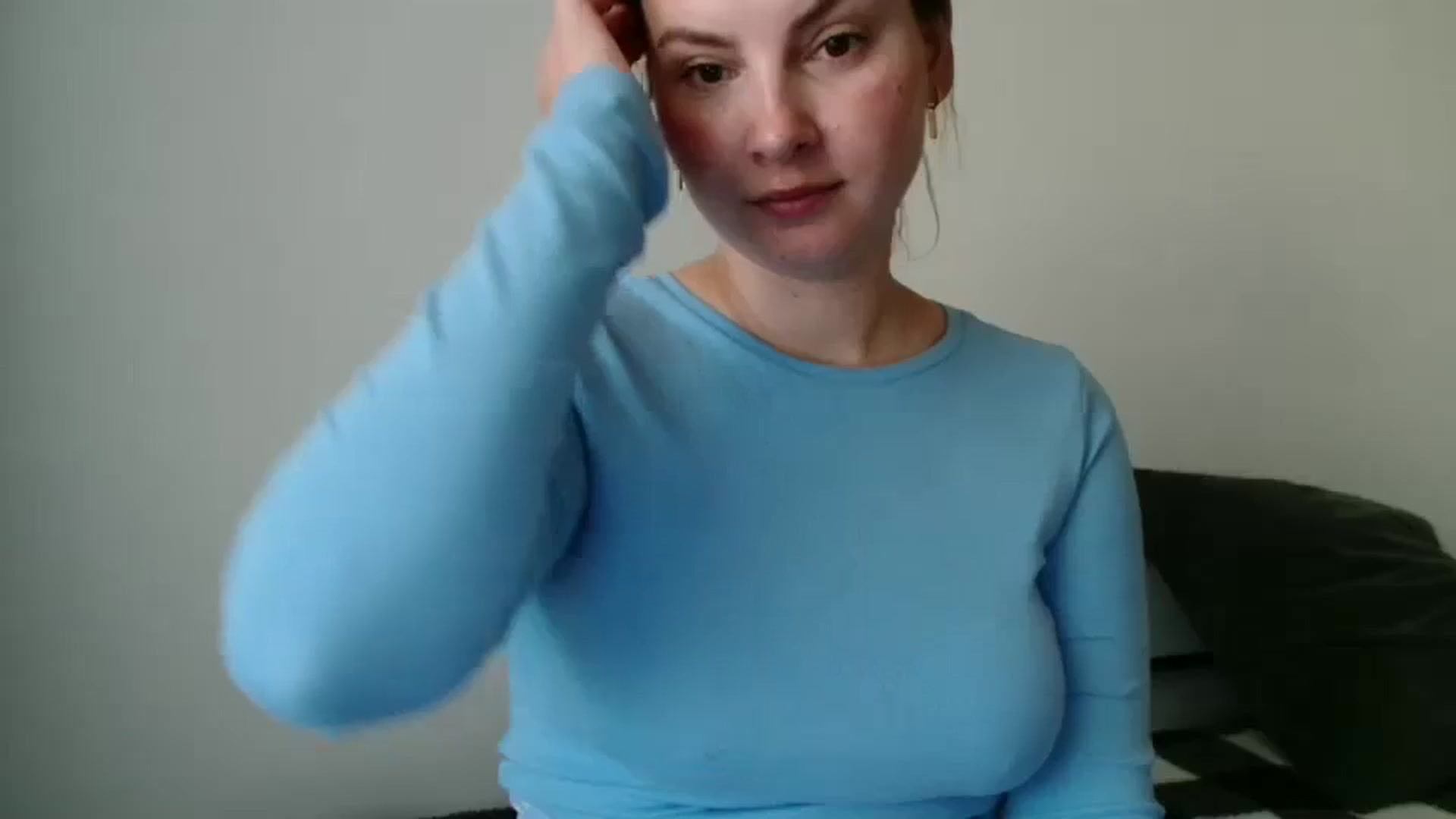 Gallery image thumbnail from MisssLove_is's myfreecams stream on, 09/09/2025, 14:11 image 3 of 20