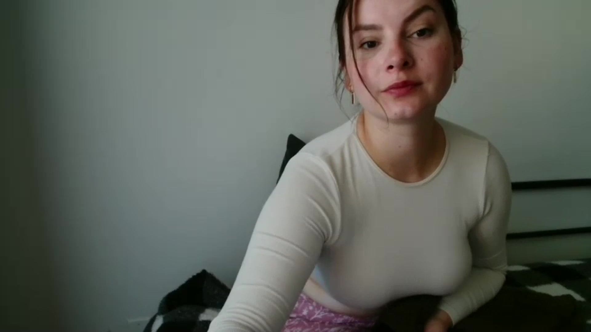 Gallery image thumbnail from MisssLove_is's myfreecams stream on, 09/11/2025, 13:46 image 14 of 20
