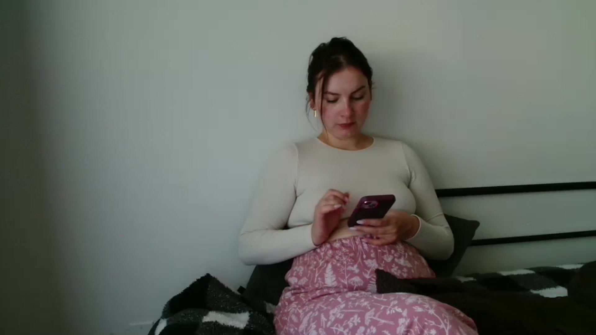 Gallery image thumbnail from MisssLove_is's myfreecams stream on, 09/11/2025, 13:46 image 16 of 20