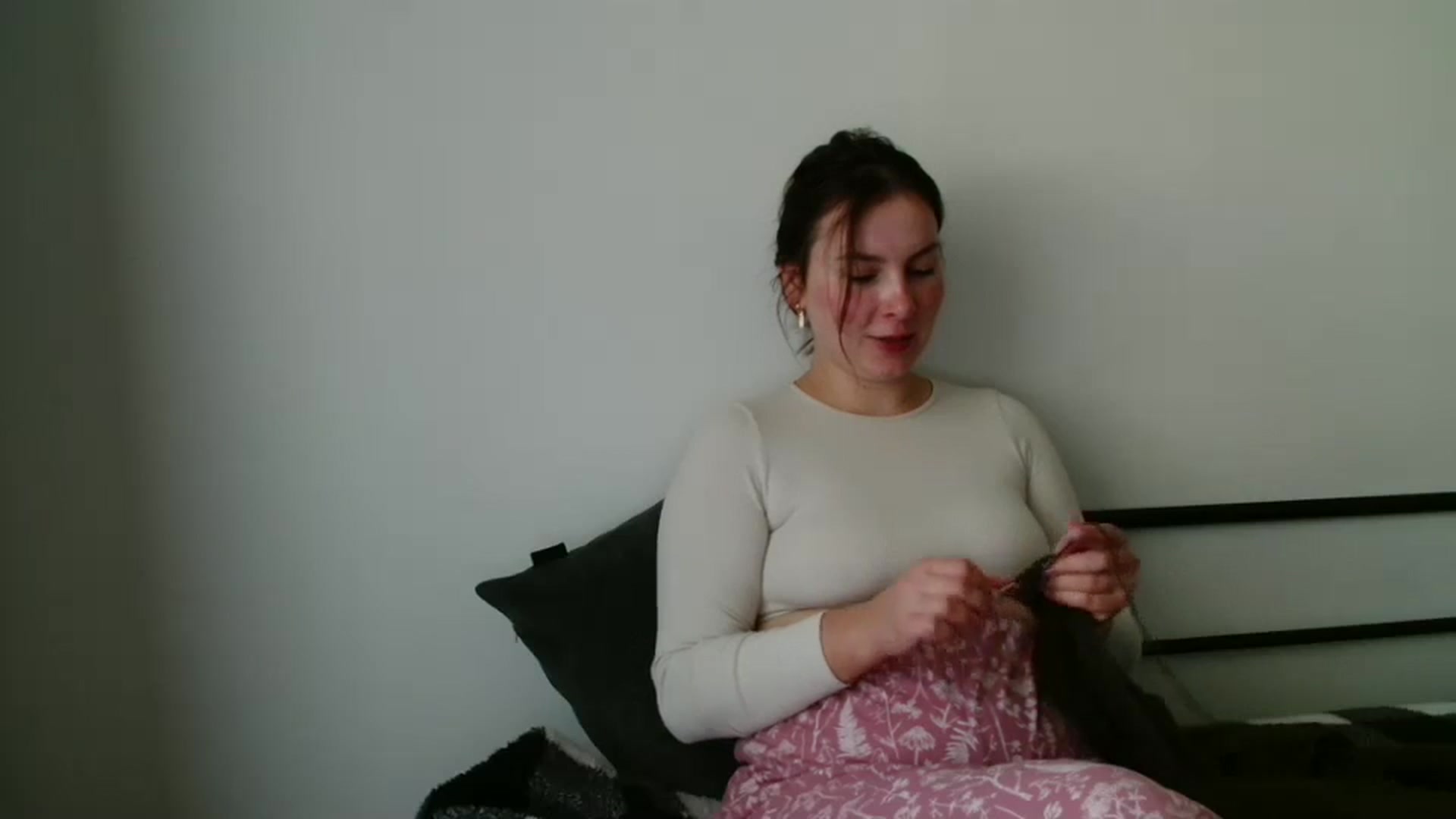 Gallery image thumbnail from MisssLove_is's myfreecams stream on, 09/11/2025, 14:20 image 16 of 20