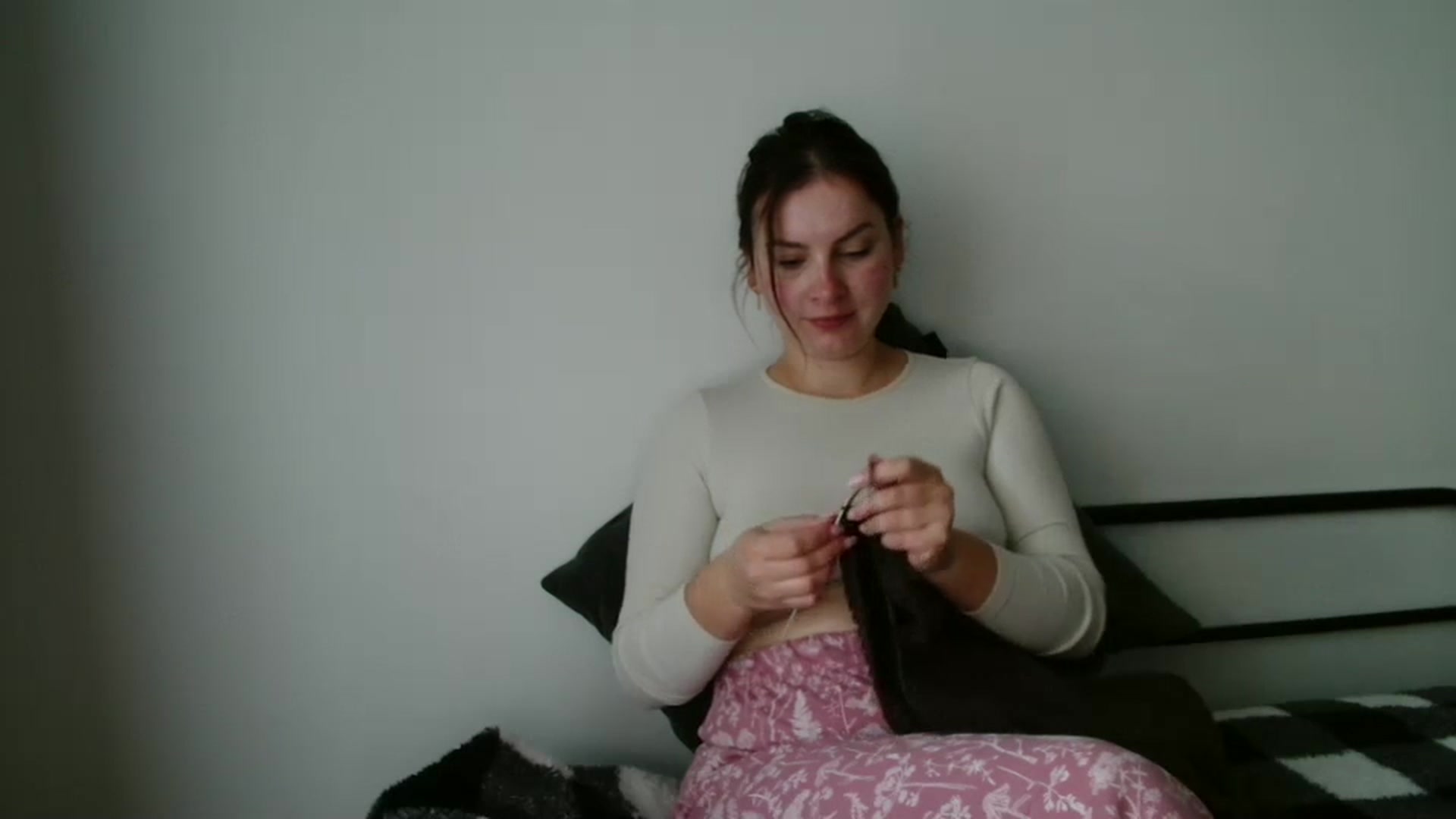 Gallery image thumbnail from MisssLove_is's myfreecams stream on, 09/11/2025, 14:20 image 14 of 20