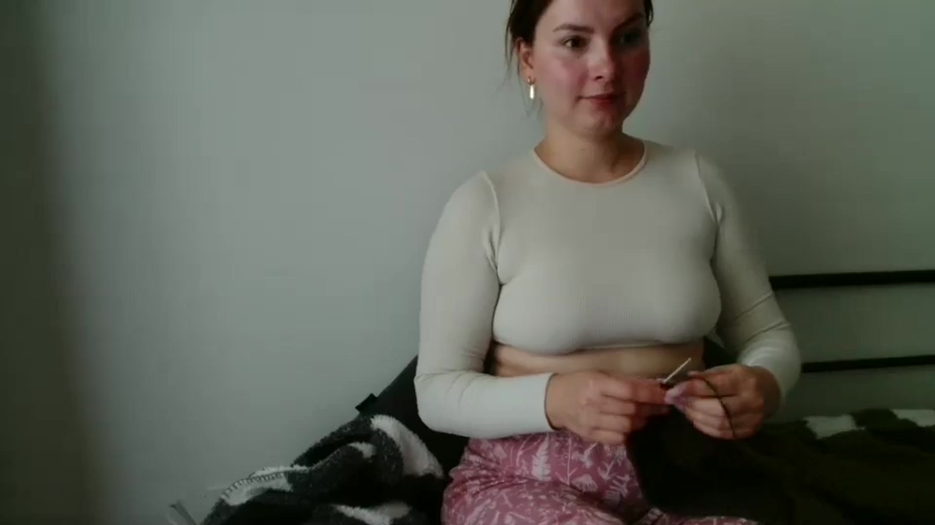 Gallery image thumbnail from MisssLove_is's myfreecams stream on, 09/11/2025, 16:15 image 4 of 20