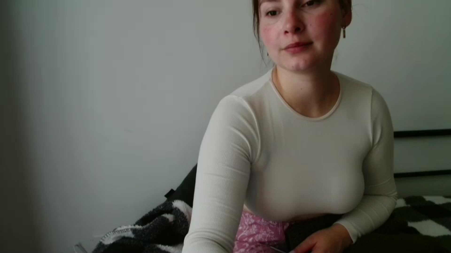 Gallery image thumbnail from MisssLove_is's myfreecams stream on, 09/11/2025, 16:15 image 3 of 20