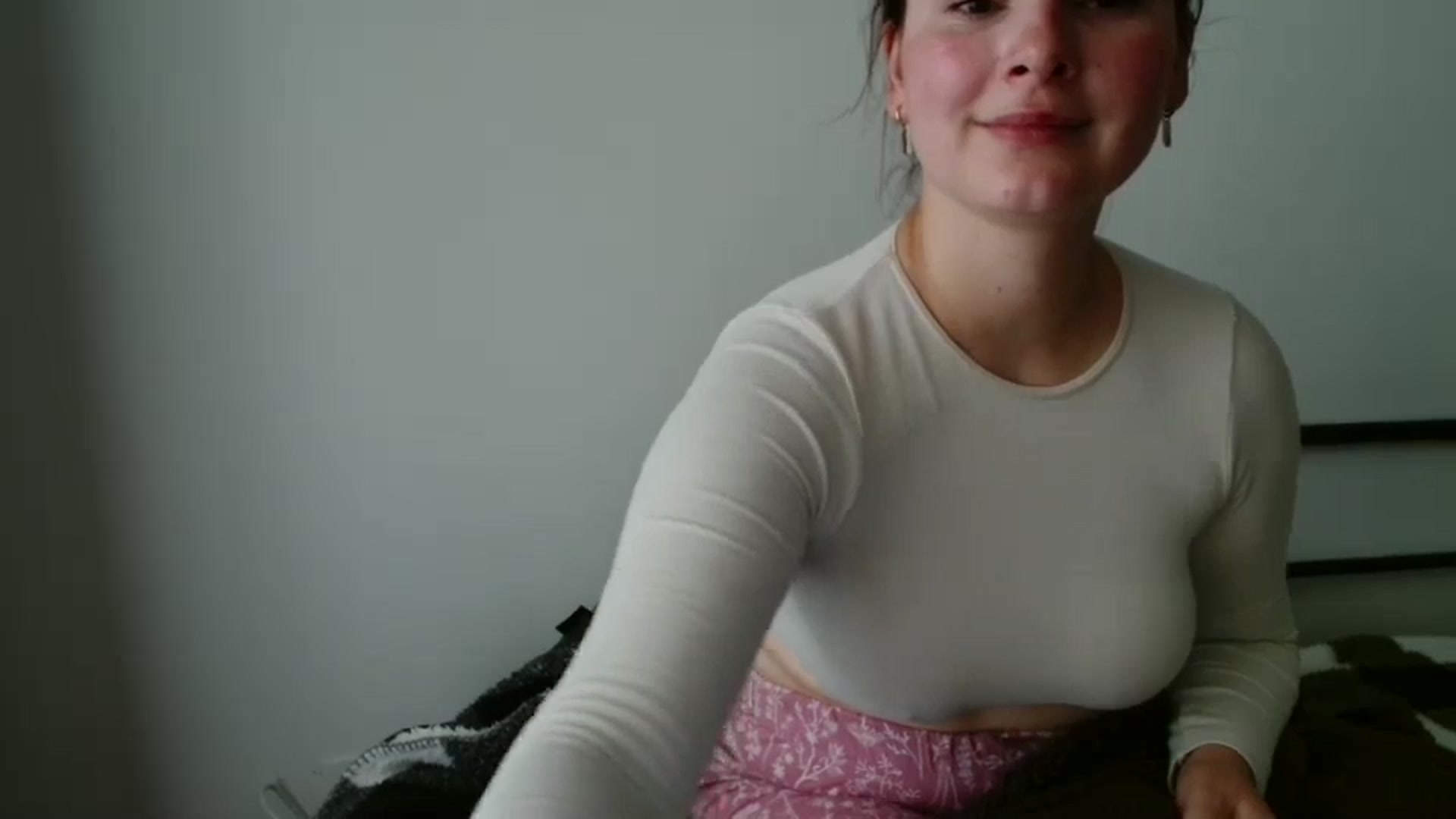Gallery image thumbnail from MisssLove_is's myfreecams stream on, 09/11/2025, 16:15 image 5 of 20