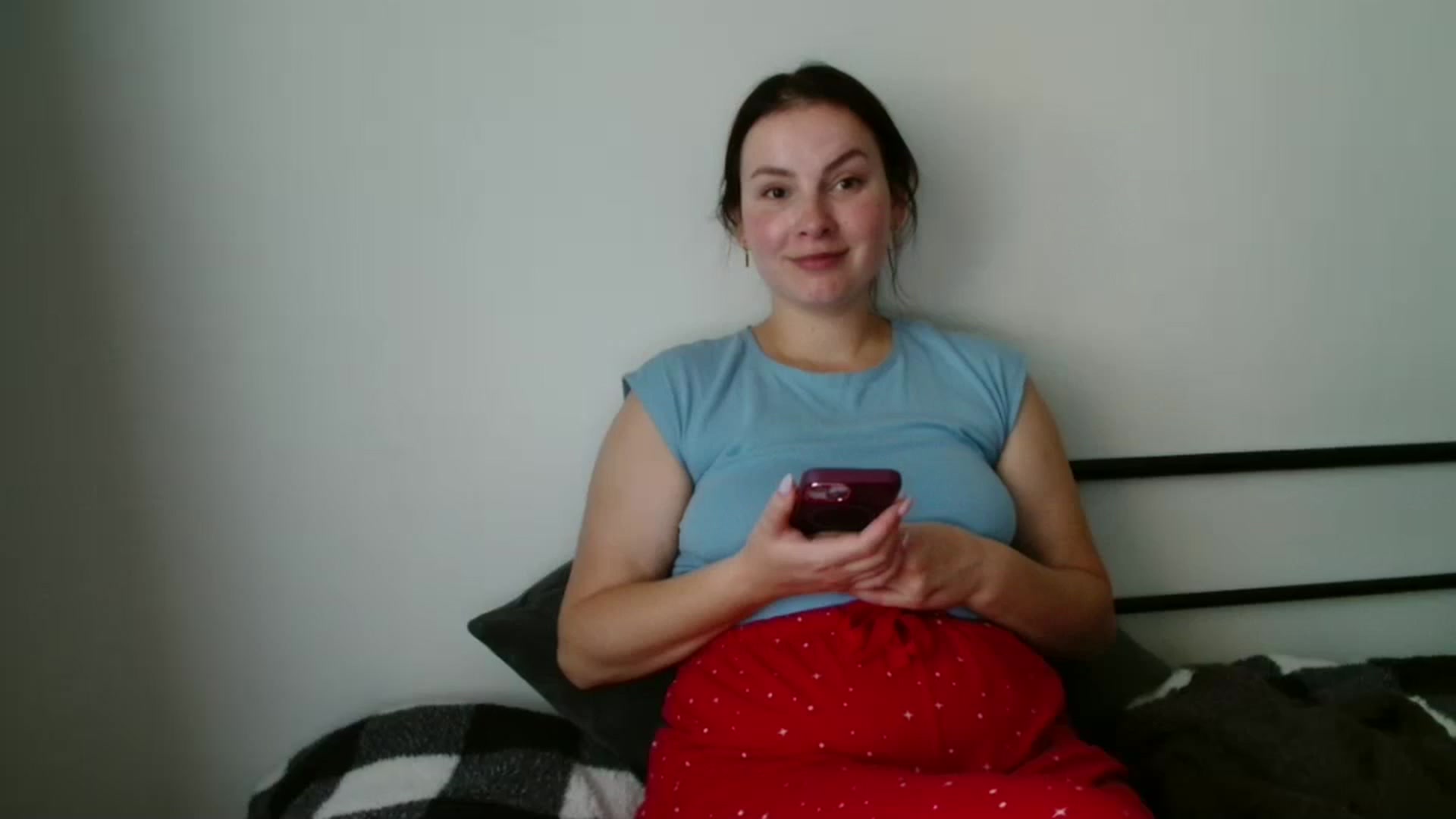 Gallery image thumbnail from MisssLove_is's myfreecams stream on, 09/12/2025, 15:56 image 7 of 20