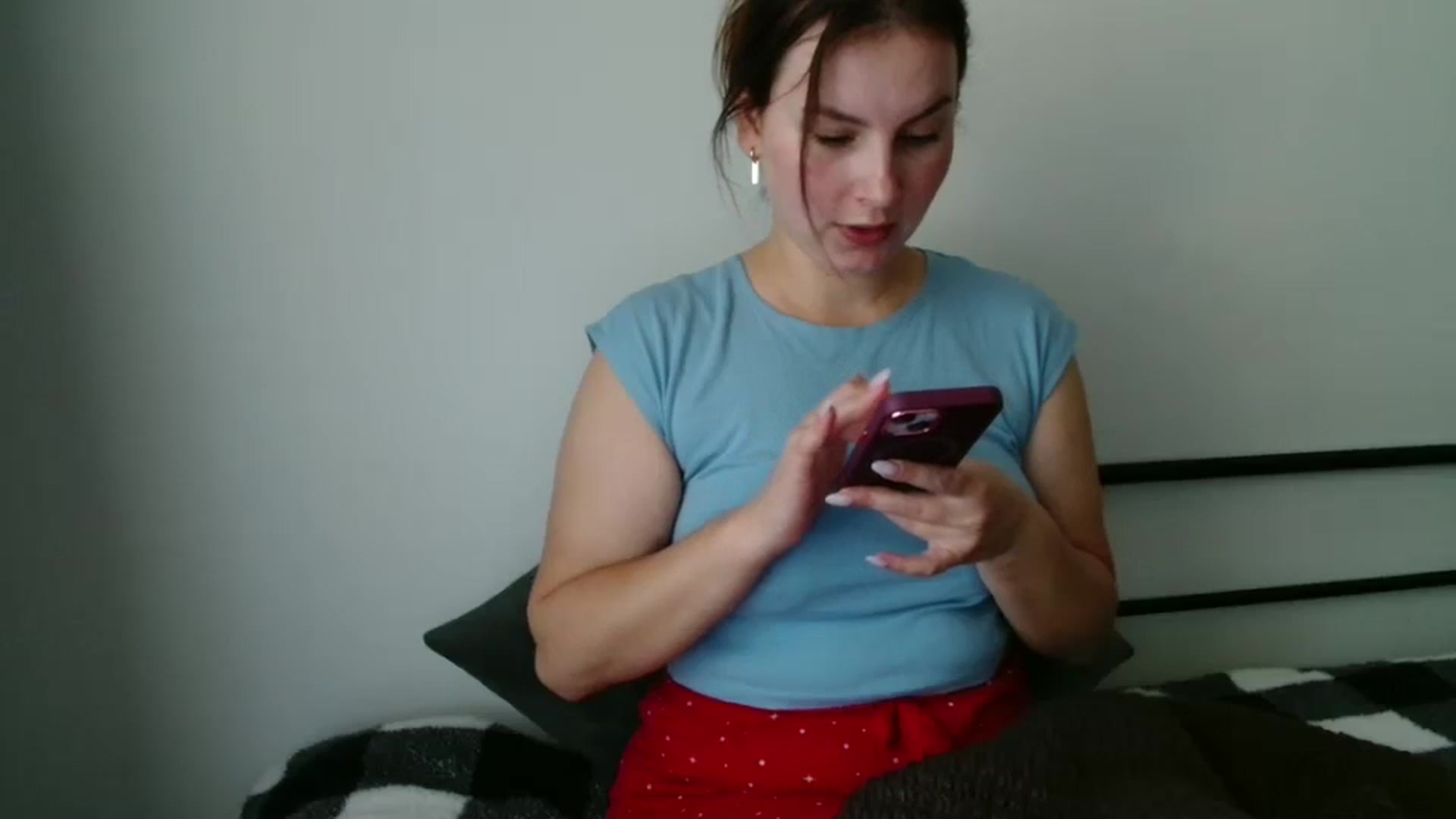 Gallery image thumbnail from MisssLove_is's myfreecams stream on, 09/12/2025, 17:18 image 9 of 20
